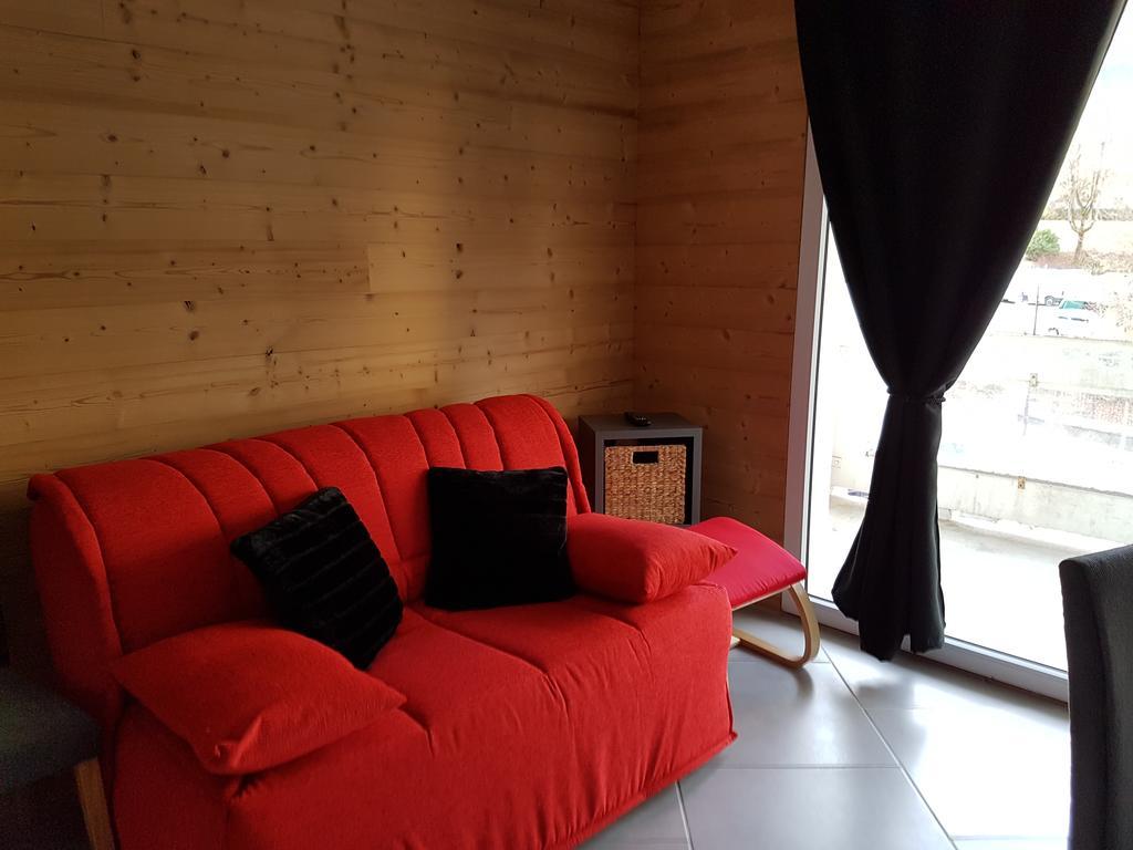Terres De France - Residence Les Silenes Allevard Exterior foto